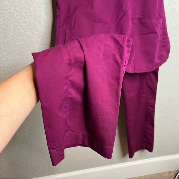 Wonder Wink Pro Maroon/Burgundy Scrubs Top + Bottom Included - Picture 14 of 15